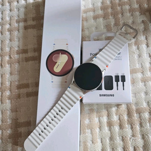 갤럭시워치7(블루투스) 40mm 크림 판매해요~!