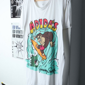 (L-XL) 아디다스 반팔 티셔츠 제레미스캇 한정