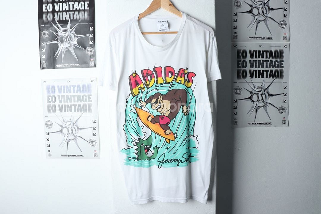 (L-XL) 아디다스 반팔 티셔츠 제레미스캇 한정--1