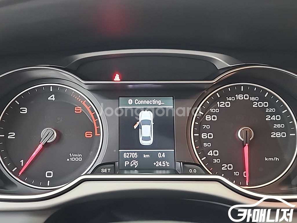 [아우디]뉴 A4 2.0 TDI 다이나믹 (5인승) #--5