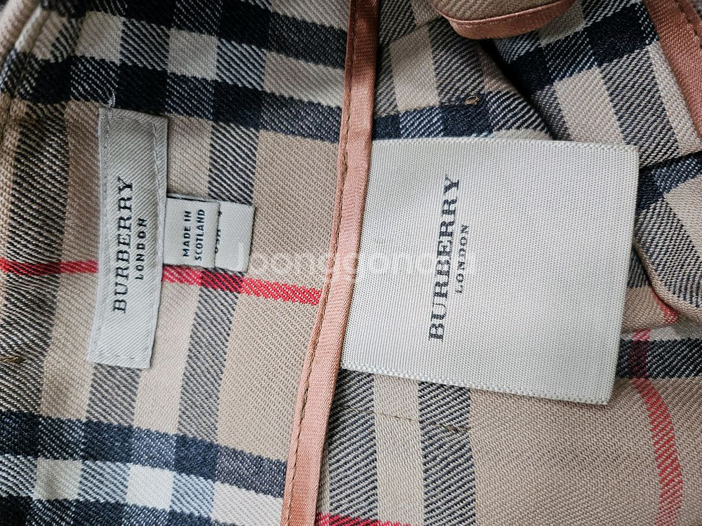 버버리 노바체크 랩 스커트--1