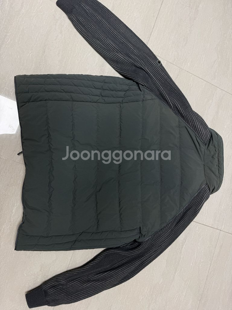 series 니트패딩(구스 점퍼)팝니다.--5