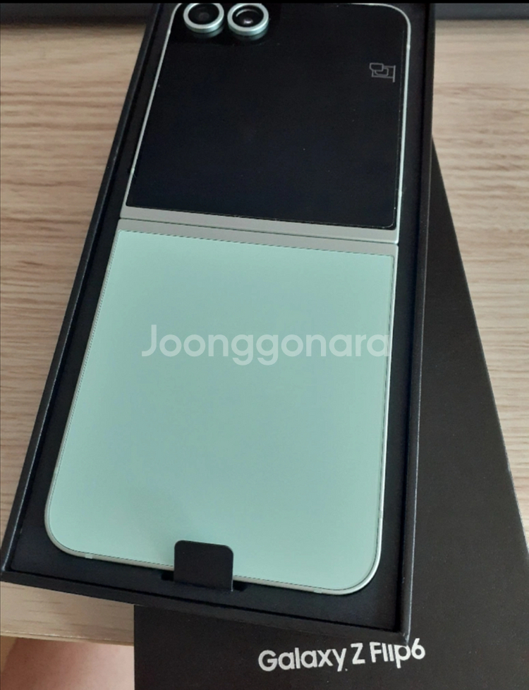 갤럭시Z플립6 512G 미개통새것(자급제)--0