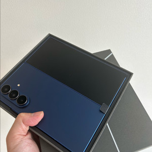 갤럭시Z폴드7 256G 새제품(자급제)