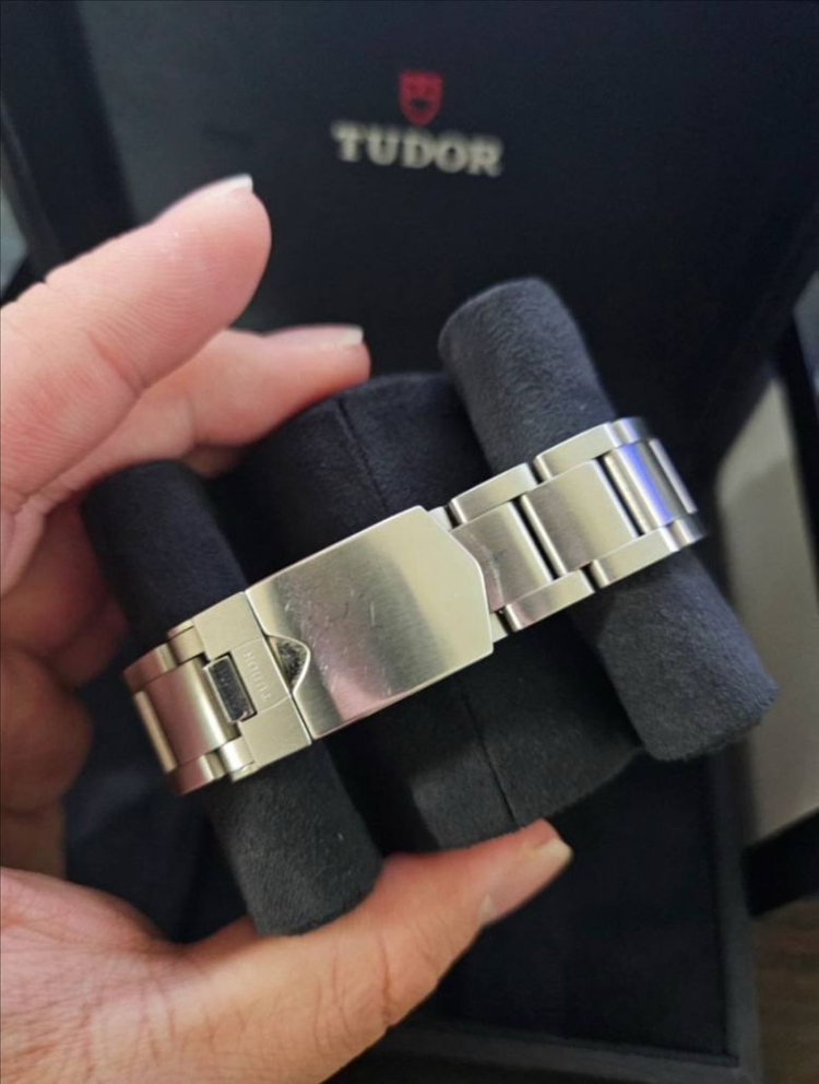 튜더 블랙베이 36 검판 구형 이미지