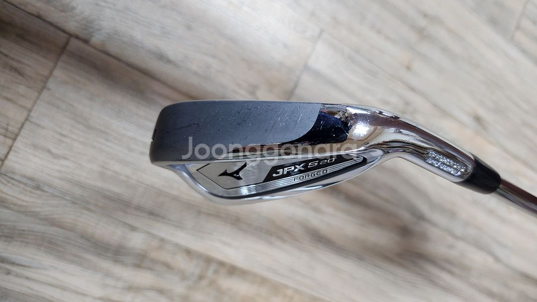 미즈노 JPX S20 포지드 7번 아이언--3