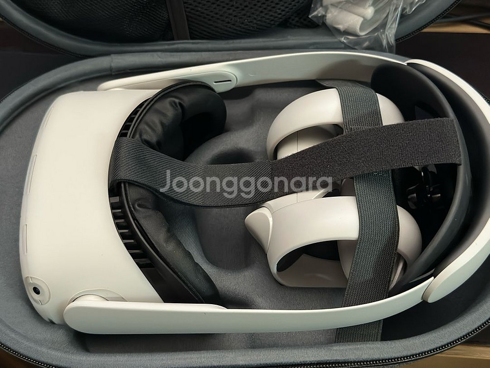 메타 오큘러스 퀘스트2 256GB--1