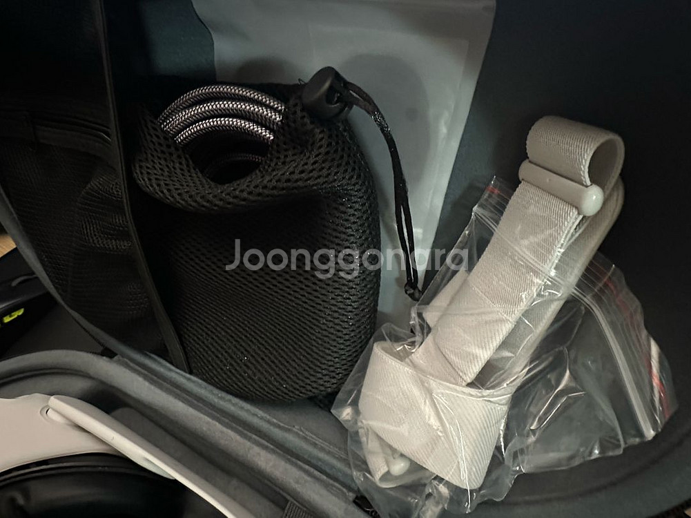 메타 오큘러스 퀘스트2 256GB--3