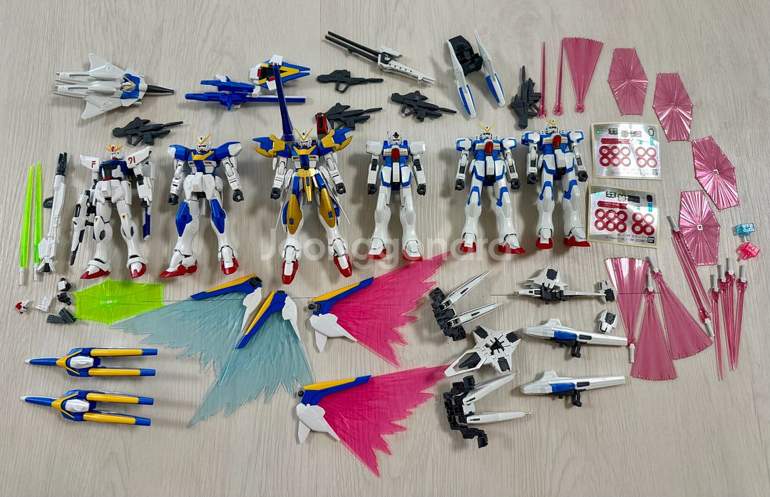 HG F91+V건담 세트 가조립 판매합니다.--0