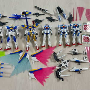 HG F91+V건담 세트 가조립 판매합니다.