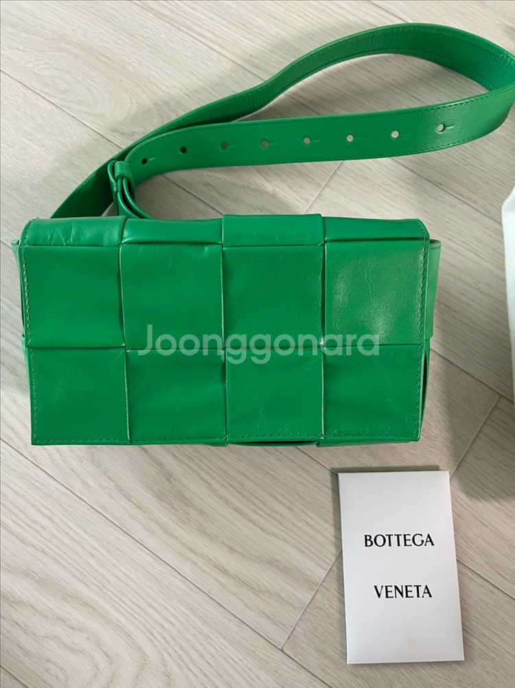 보테가베네타 카세트 벨트백--0