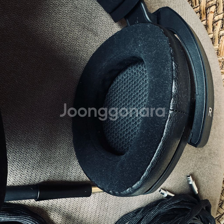 젠하이저 HD 820 헤드폰 풀박스 + 케이스 추가--3