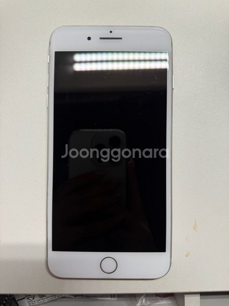 아이폰 8+--1