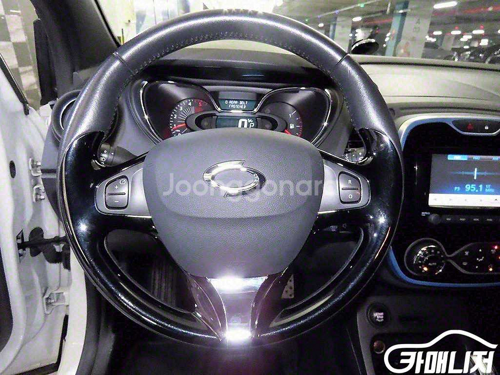 [르노코리아(삼성)]QM3 디젤 1.5 RE 시그니처--7