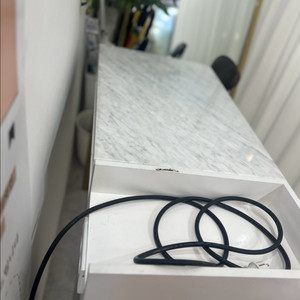 1인 네일테이블
