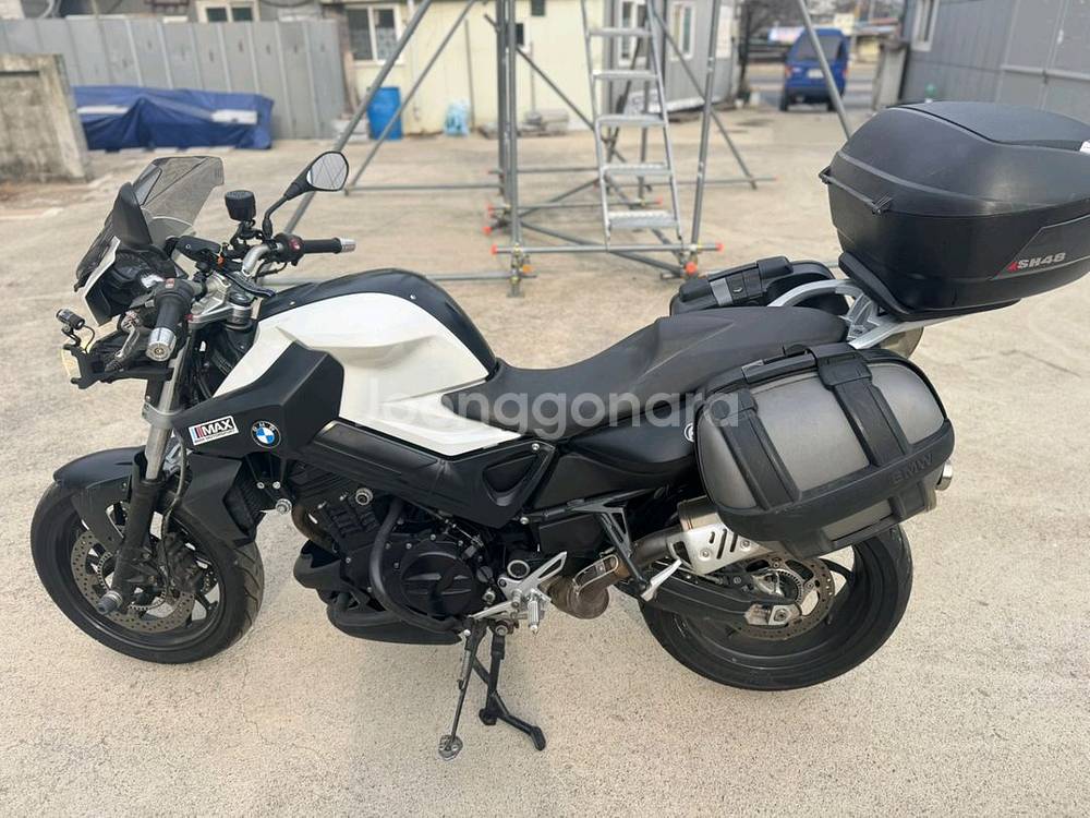 bmw f800r 11년형 삼박스튜닝 판매합니다--2