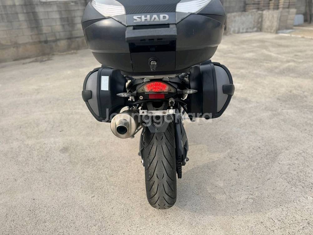 bmw f800r 11년형 삼박스튜닝 판매합니다--4
