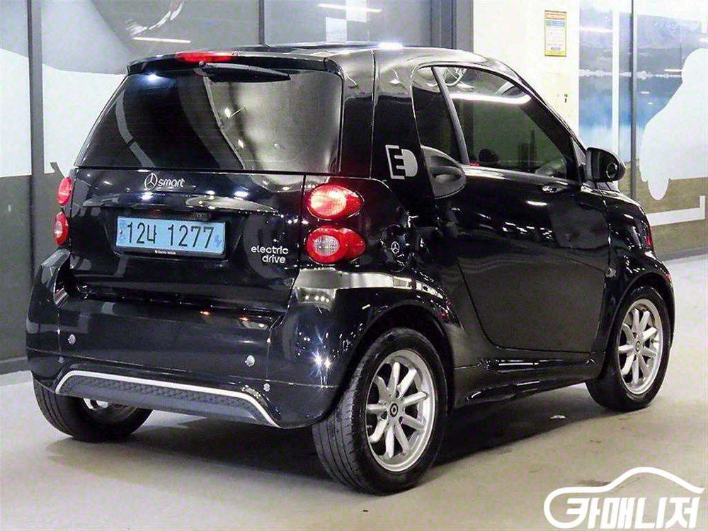 [스마트]포투 쿠페 ED(Electric Drive) 이미지