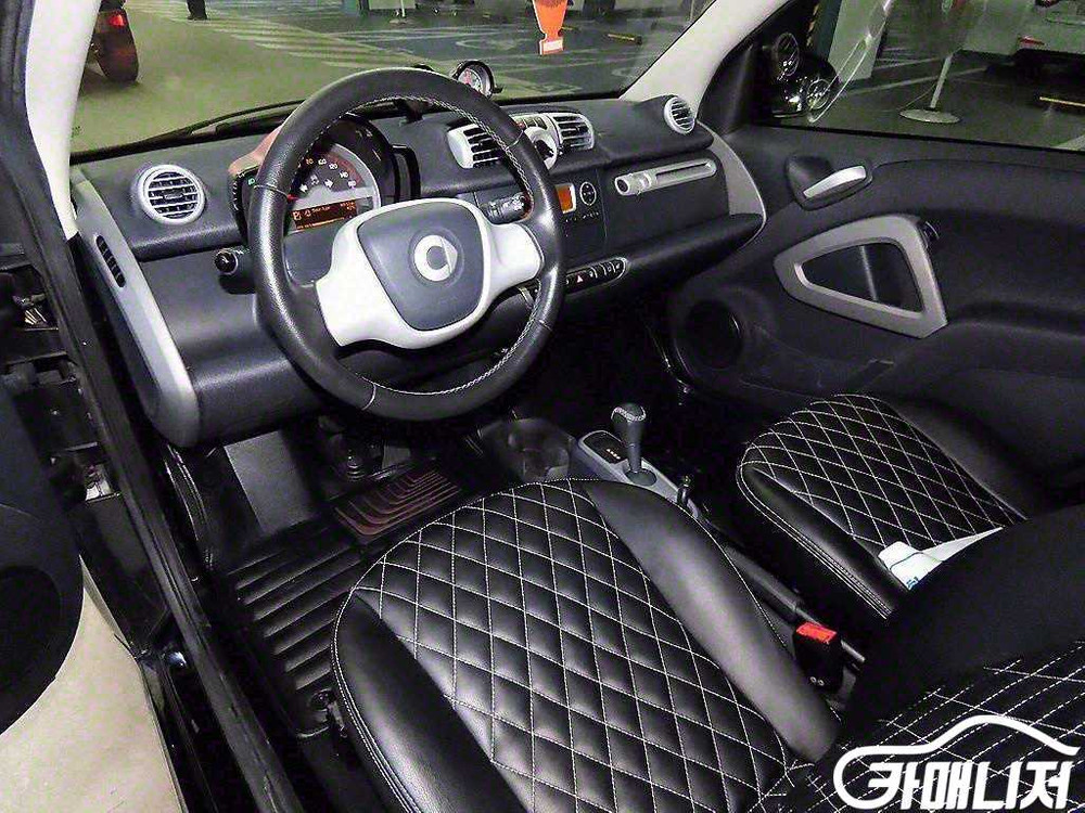 [스마트]포투 쿠페 ED(Electric Drive) 이미지