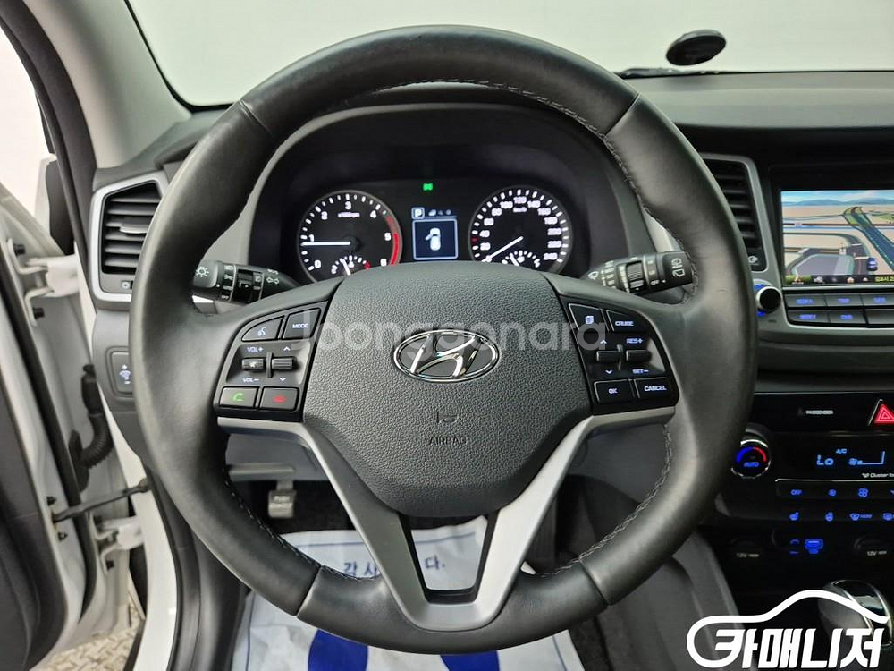 [현대]올뉴투싼 디젤 1.7 2WD 모던 (5인승) #--8