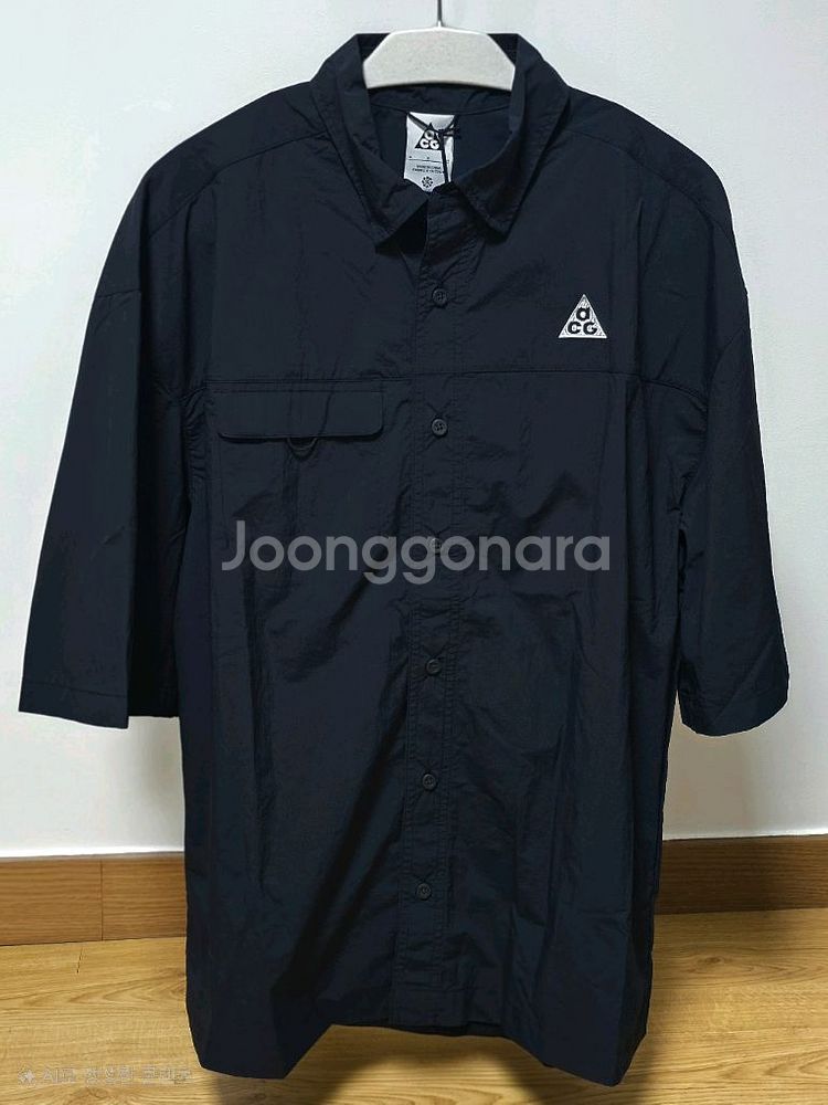 (새상품)나이키 ACG 반팔 셔츠 HJ2884-010--1