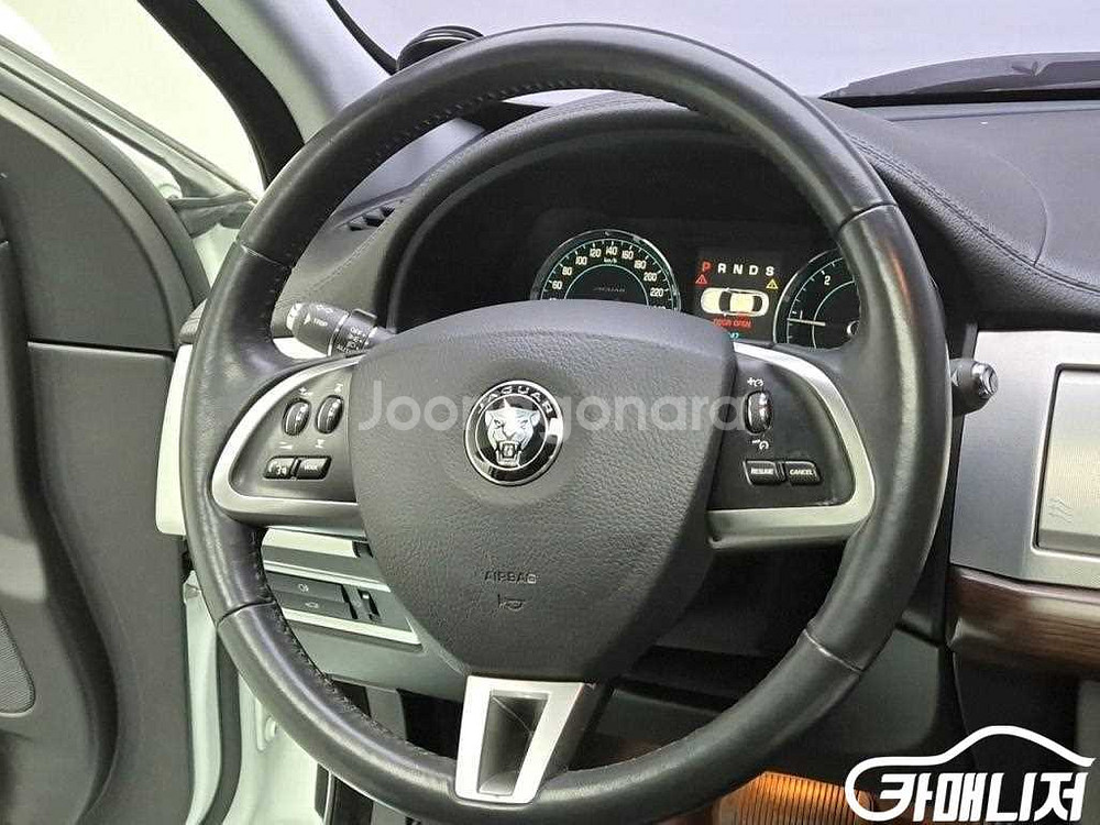 [재규어]뉴XF 3.0 D 럭셔리 (5인승) #앱특가--8