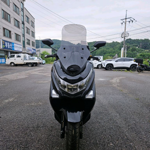 23년식 uhr125cc 2만키로오토바이파라여~