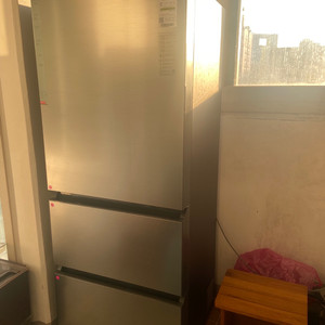 삼성 스탠드 김치냉장고 328L - 2021년 구매