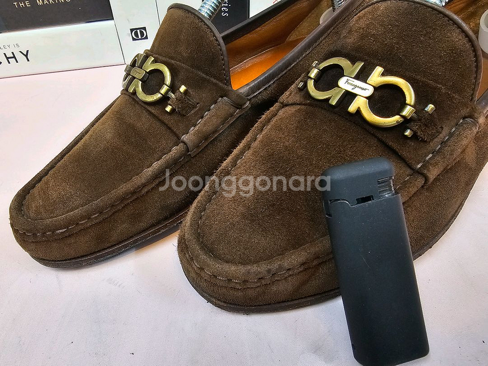 페라가모 남성 로퍼 구두 255--9
