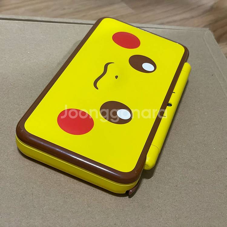 닌텐도 2DS XL 피카츄 에디션--6