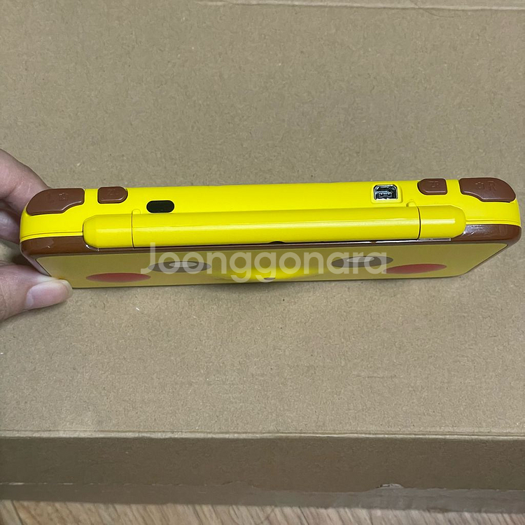 닌텐도 2DS XL 피카츄 에디션--5