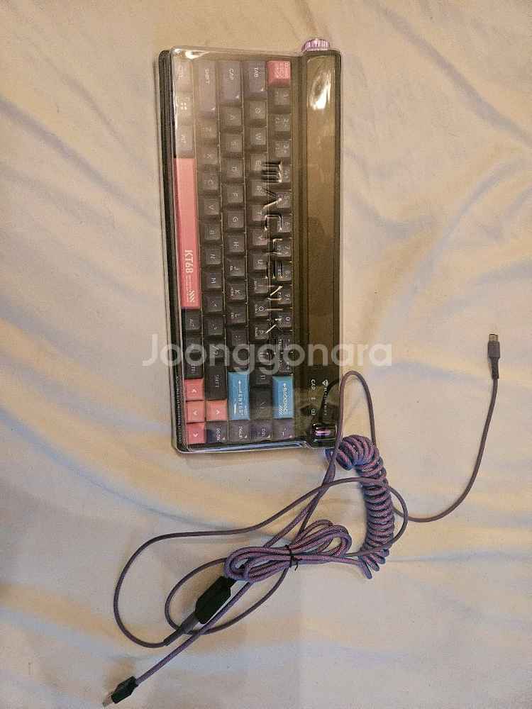 KT68 키보드팝니다.--1