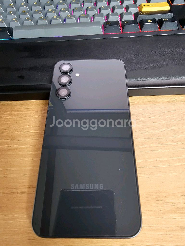 갤럭시 퀀텀4 판매합니다--2