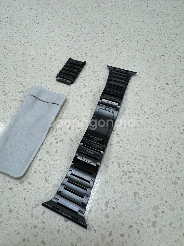 애플워치 링크브레이슬릿 스페이스블랙 42/44/45mm--1