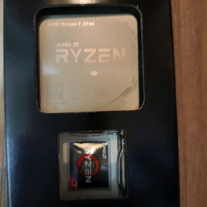 라이젠7 2700 cpu 팝니다(택포)
