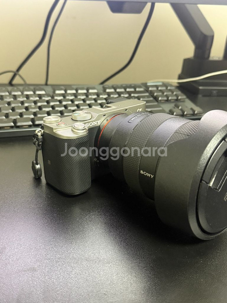 소니 a7c 카메라 판매합니다. (렌즈 1635gm)--1