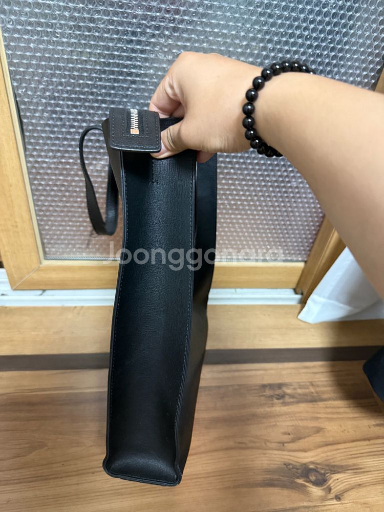 질스튜어트 페이퍼백 레더 토트백--7