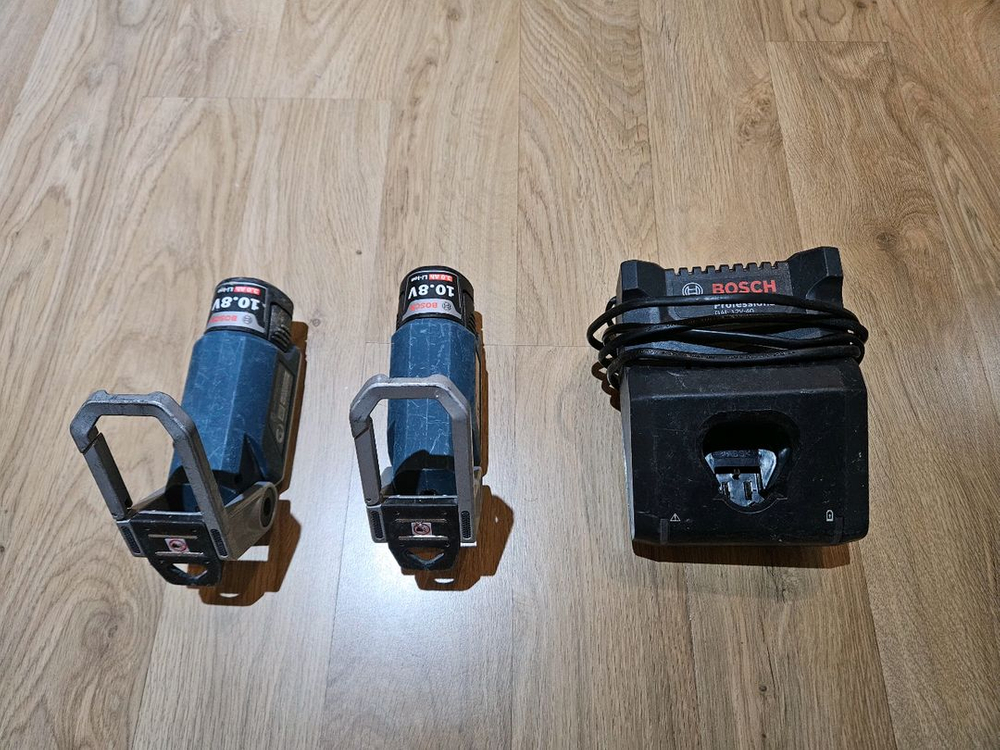 보쉬 GLI10.8-330 LED작업등--2