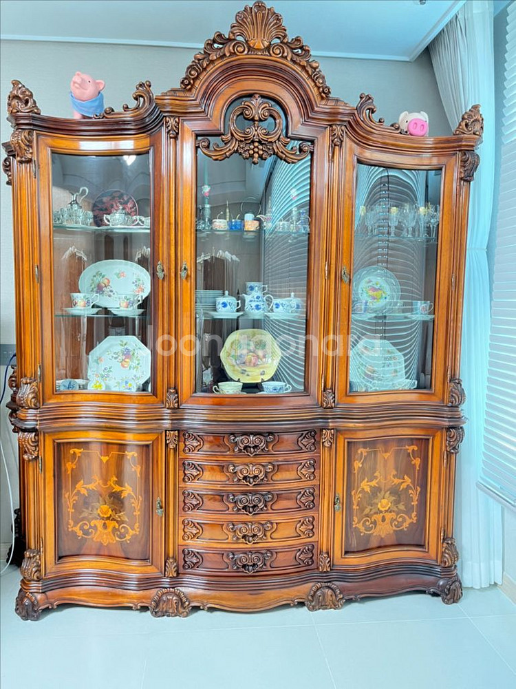 엔틱 찬장 식탁 세트 (일괄로만 판매)--0