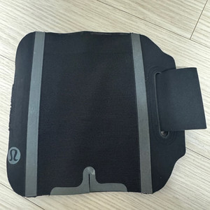 룰루레몬 패스트 앤 프리 러닝 암밴드 L/XL