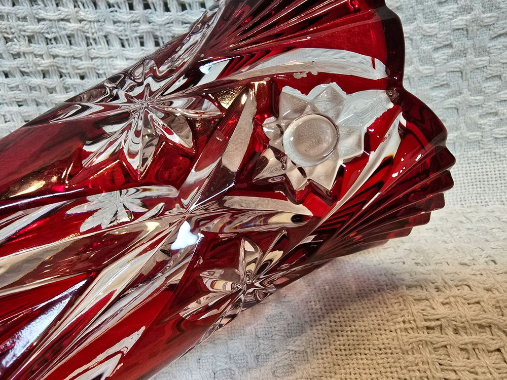 체코산 보헤미아 핸드컷 버건디 크리스탈 화병 이미지