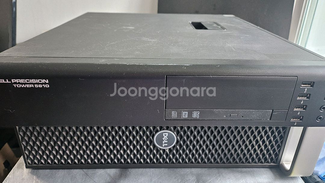 DELL T5810 Workstation--0