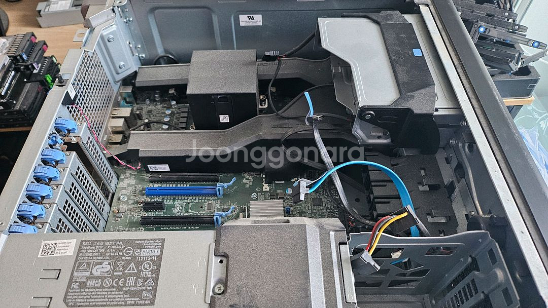 DELL T5810 Workstation--1