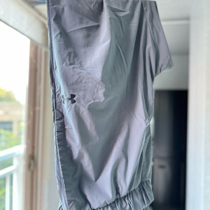 언더아머 운동 긴바지