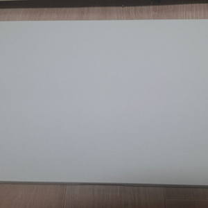 13인치 LG 울트라PC 13U360 모델입니다