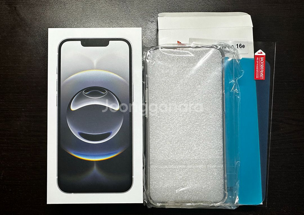 [미개봉] 아이폰 16e 화이트 256gb--0