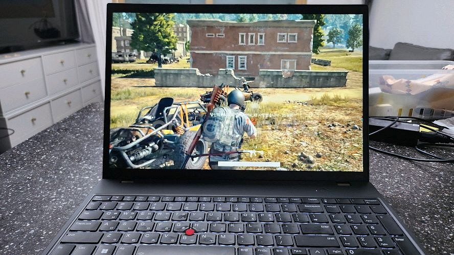 Lenovo P16S Gen2 워크스테이션/램32G--0