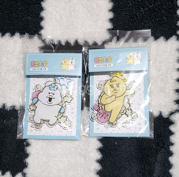 빤쮸토끼 음뽀챠무 팝업 아크릴 스피너 키링--0