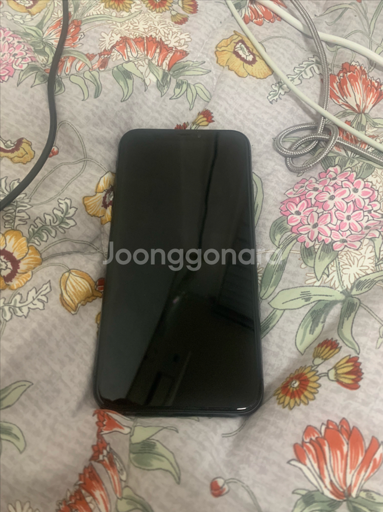 아이폰xs 실버256gb a급 팝니다.--1