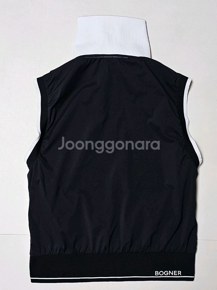 보그너 화이트 블랙 조끼 여성 90--3